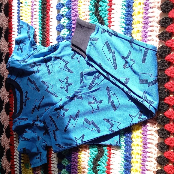 Boys light pj's NWT - Picture 4 of 5